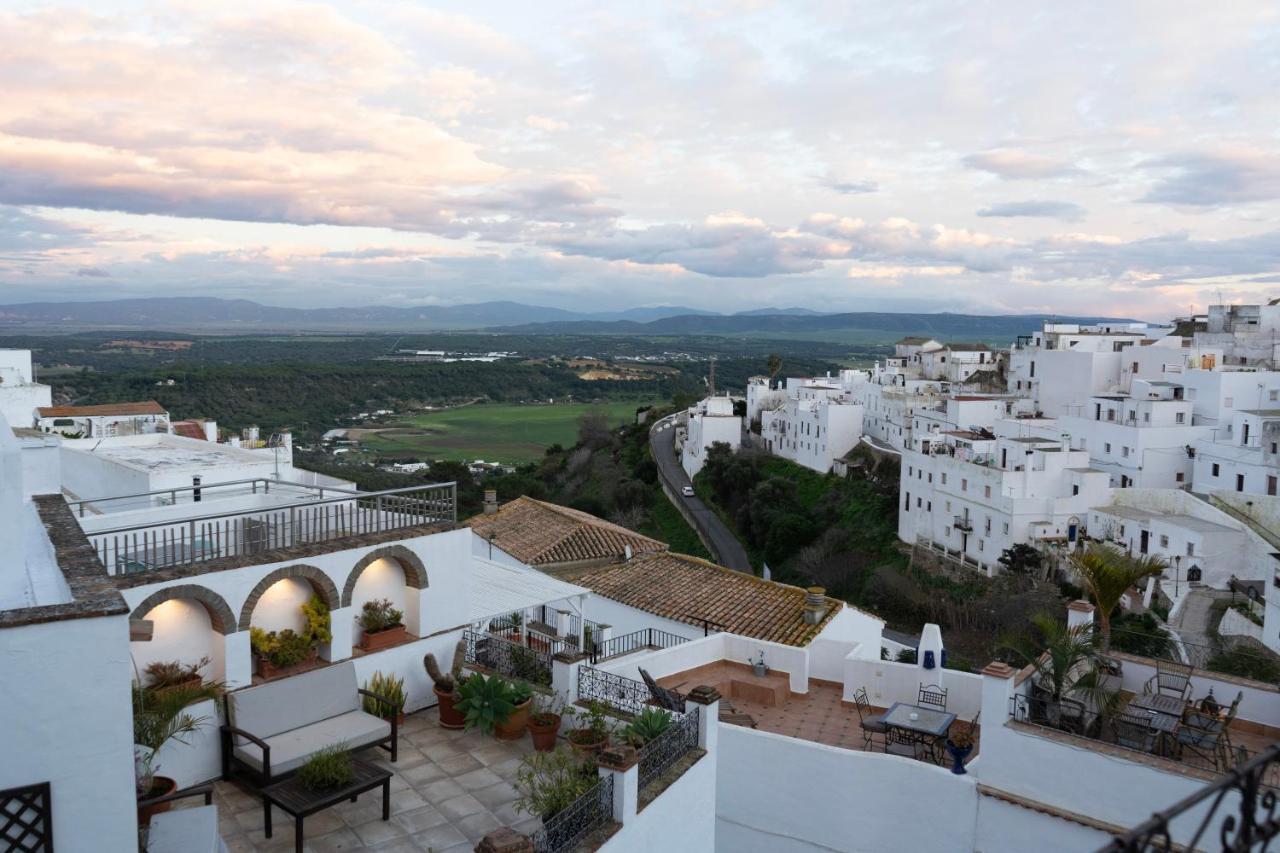 Hotel Plaza 18 - Grupo Califa Vejer de la Frontera Εξωτερικό φωτογραφία